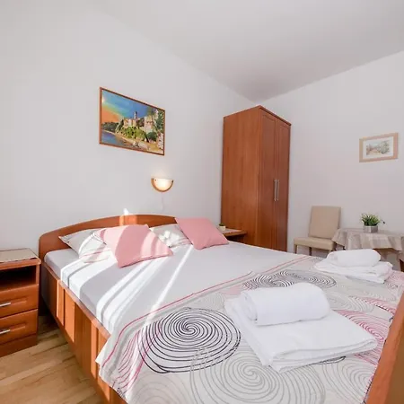 Ljubica Banjol 4* Раб